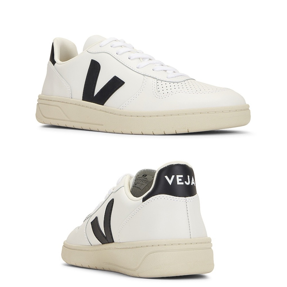 VEJA V-10 Sneaker in Extra White & Black